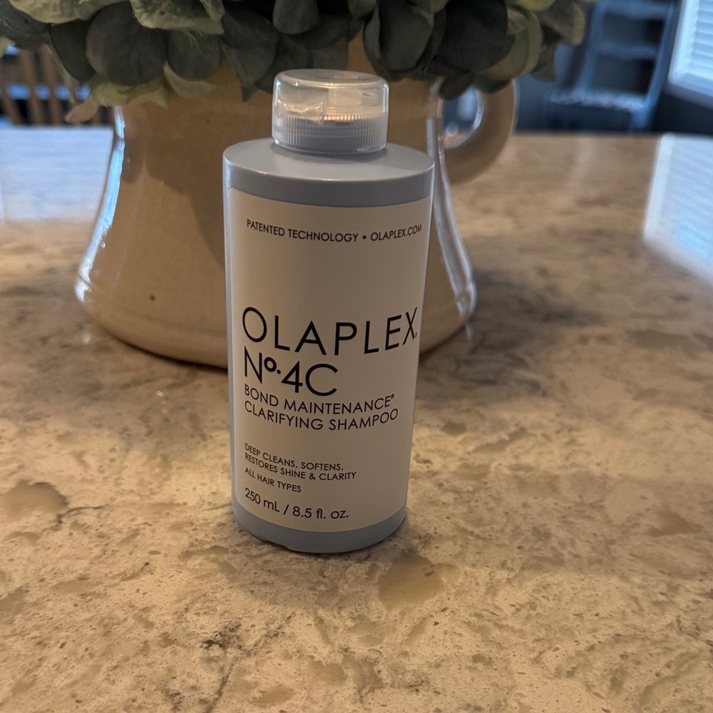 OLAPLEX No.4C Bond Maintenance Clarifying Shampoo - FAST SHIP